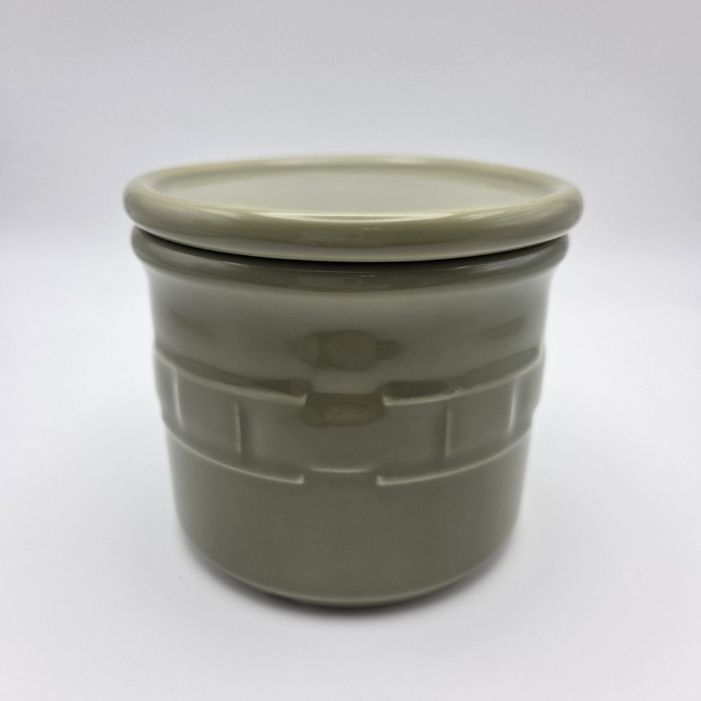 Longaberger Pottery Sage‎ Green Woven Traditions Pint Size Crock With Lid